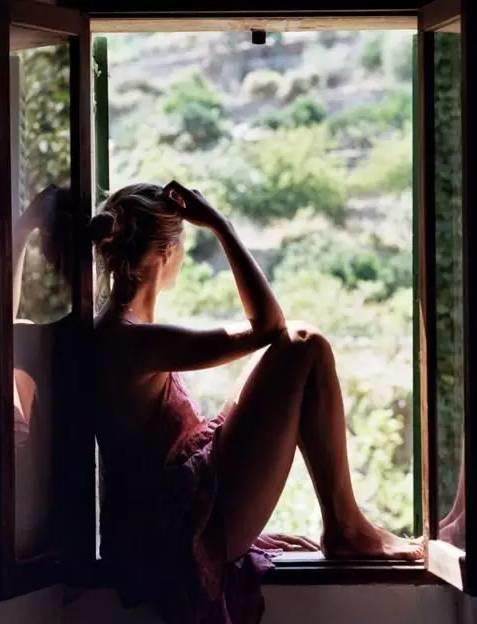 做微商的小伙伴们，别熬夜了，生命不会跟你开玩笑，好吗？ 