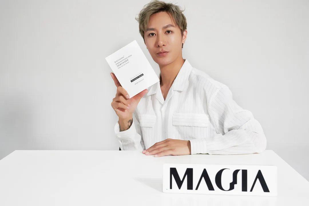 快扔掉睫毛膏和假睫毛，睫毛浓密纤长的黑科技来了，亲测有效 