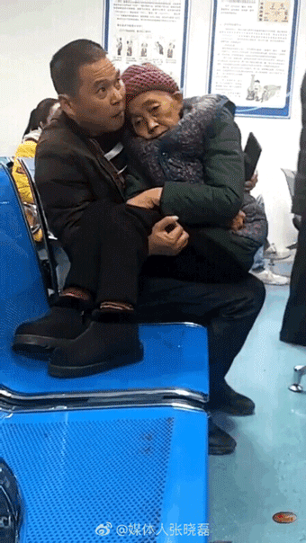 其实，儿子才是妈妈的小棉袄 