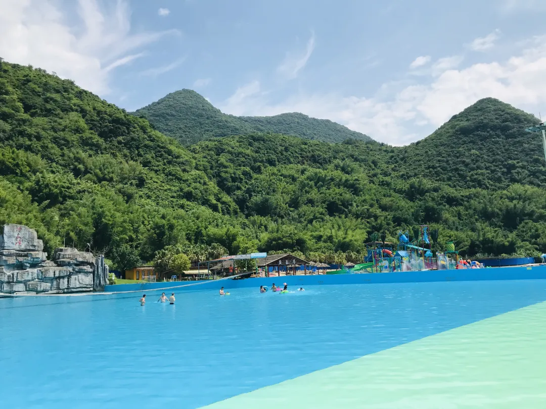 5月1首发免门票【翁源冷泉滩】遇见21℃的夏天,畅游原生态泳池,探访湖心坝客家围屋